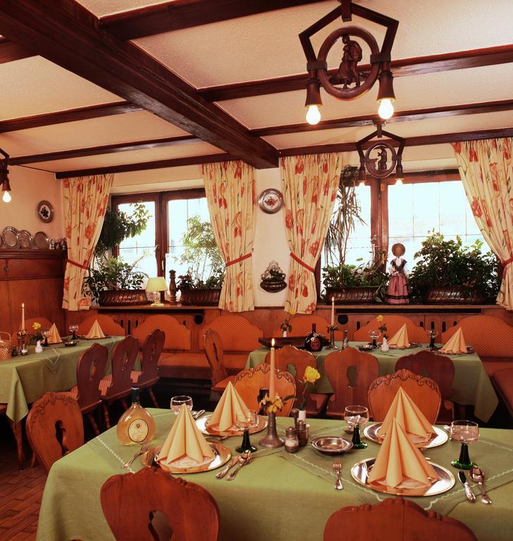 Resengoerg Hotel Ebermannstadt Buitenkant foto